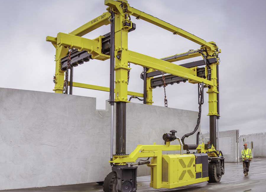 Excellent-mobile-straddle-crane-for-sale
