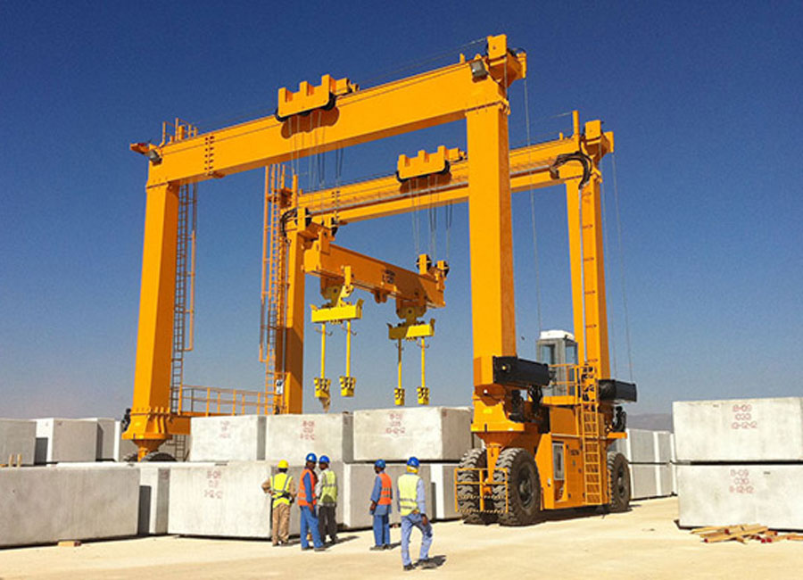 Straddle-Container-Lifter-Crane-from-China