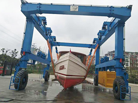 Marine Travel Lift