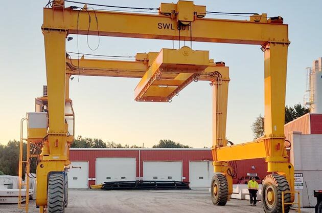 80T-rubber-tyred-gantry crane-for-sale-Huadelift