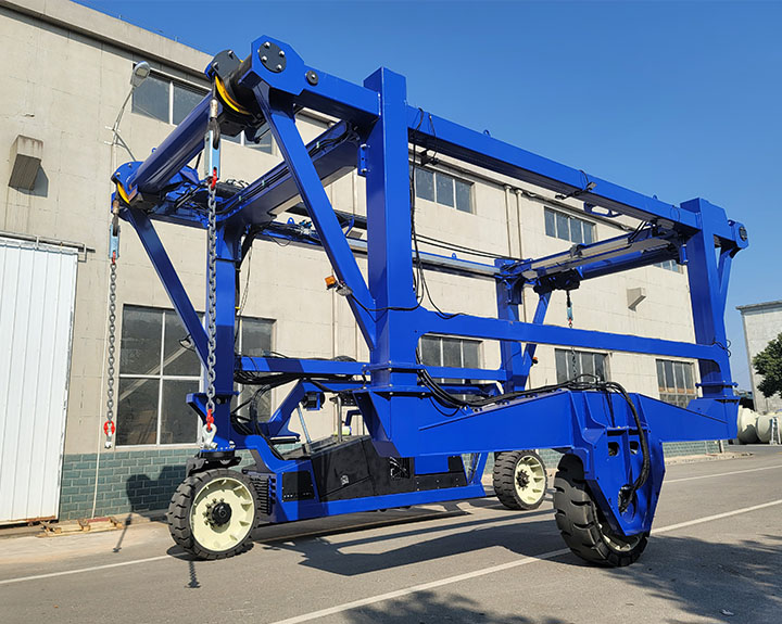 container-straddle-carrier-lifting-solution-Huadelift