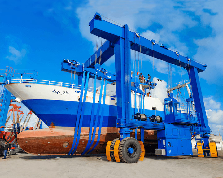 marine-hoist-travel-lift-for-sale-huadelift